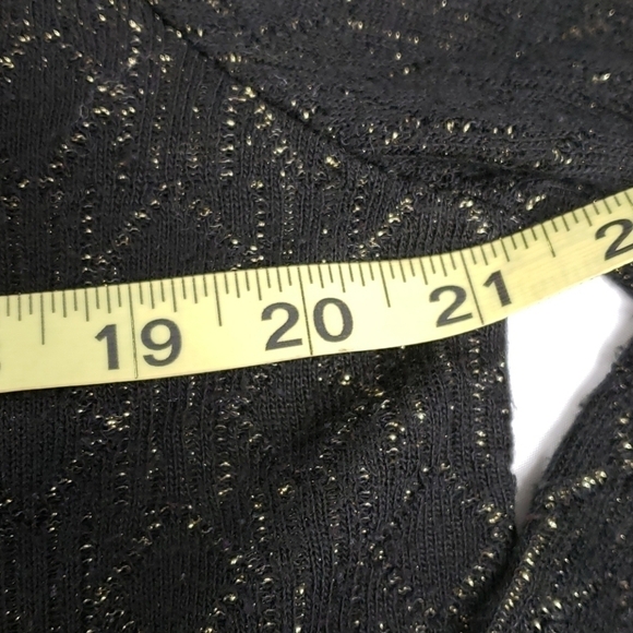 Alfred Dunner Black Sweater Gold Metalic L VGUC - Picture 7 of 9